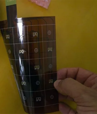 Sensores para detectar la flexibilidad de una pantalla