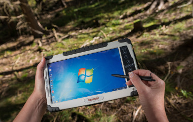 Tablet rugerizado con pantalla táctil 