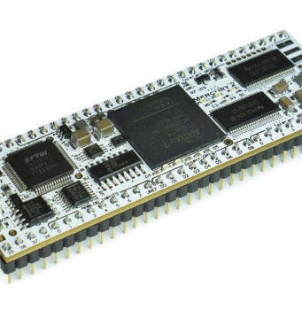 Tarjeta de desarrollo FPGA para breadboard y prototipado rápido