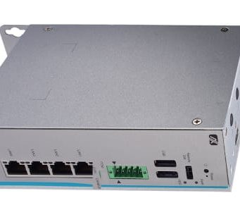 UST210-83K-FL box PC para vehículos