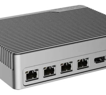 Dispositivo multifuncional iKOOLCORE R2 con puertos 10 y 2.5 GbE
