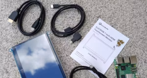 Pantalla táctil RC070N de 7”: práctica, precisa y muy bien presentada