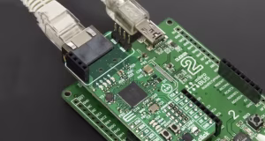 Interfaz Ethernet ETH WIZ 3 Click con TCP/IP hardware