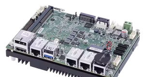SBC industrial MS-CF27 con cuatro puertos GbE